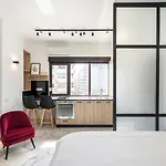 Victoriei112 - Urbannest Bucharest